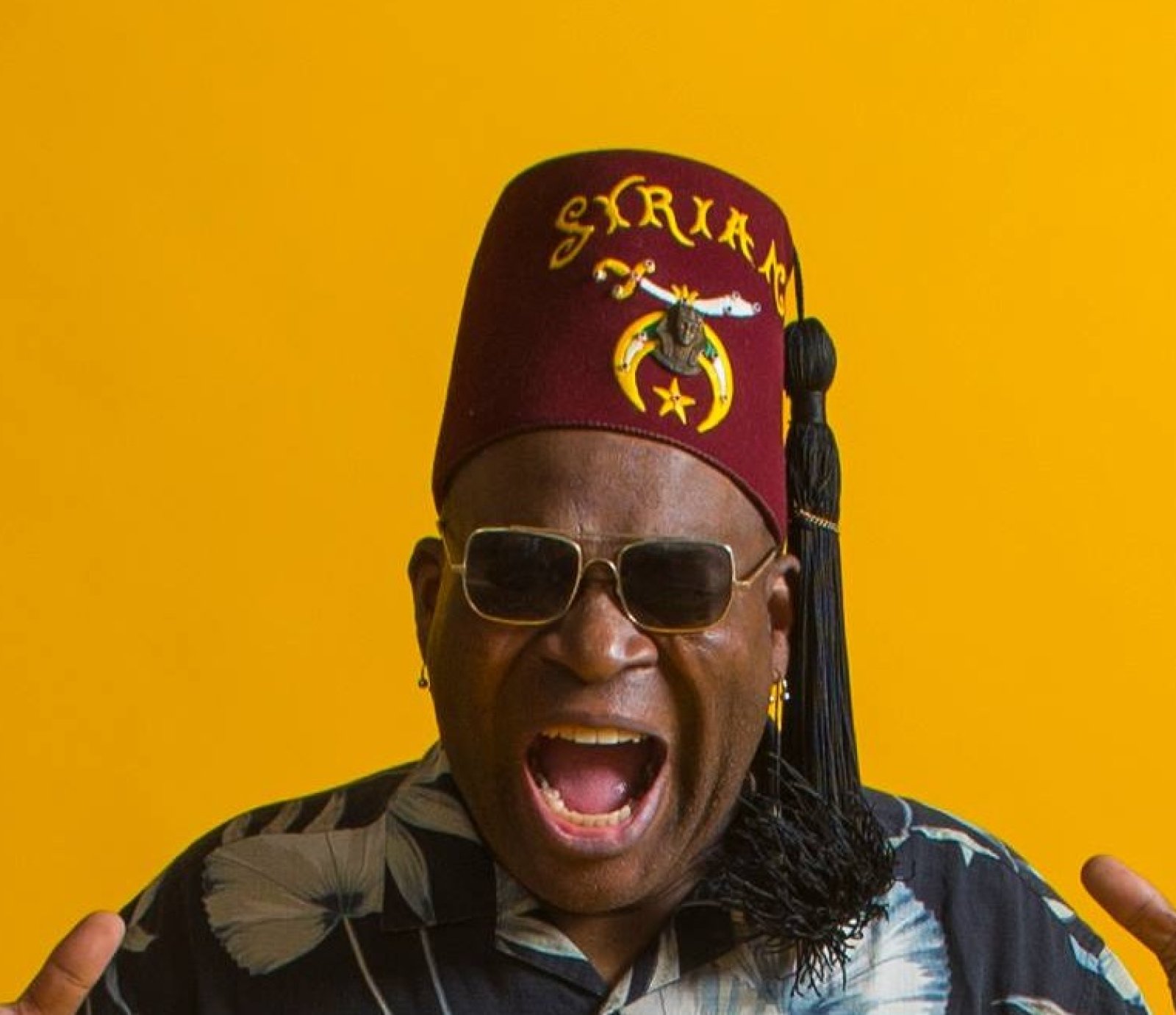 Barrence Whitfield